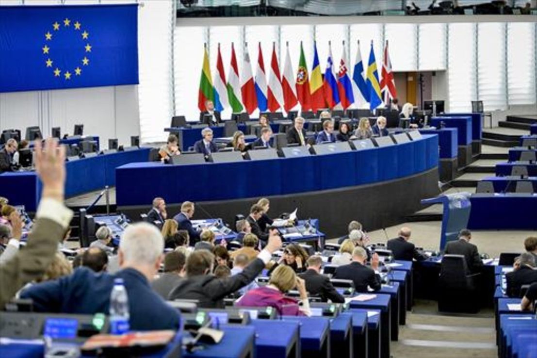 Unión Europea resucita un impuesto a los bancos