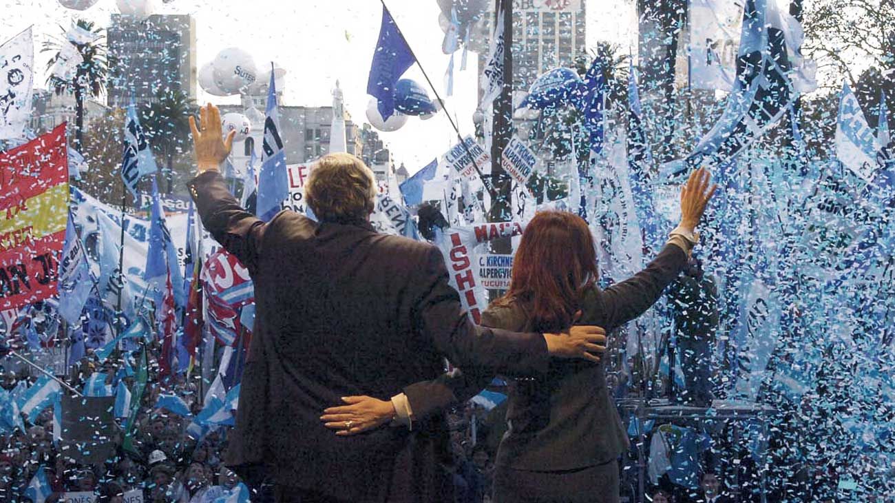 Relatos, democracias y populismos