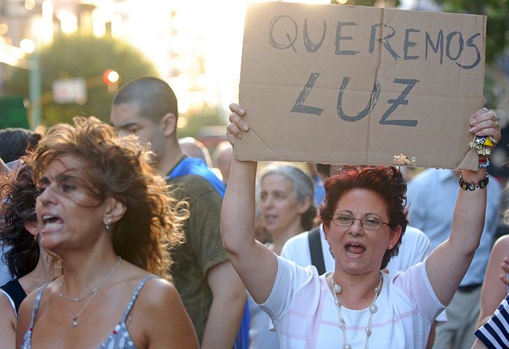 Más de 37 mil usuarios continúan sin luz