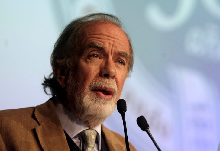 González Fraga, operado el mismo día de su designación oficial