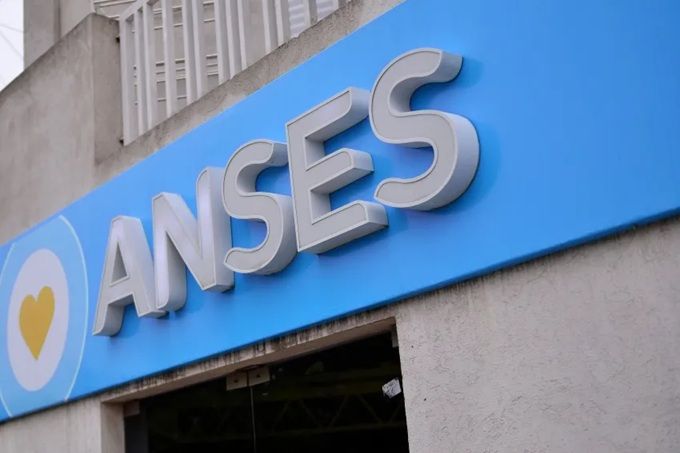 ANSES: quiénes cobran hoy, miércoles 21 de enero de 2026, jubilaciones y asignaciones