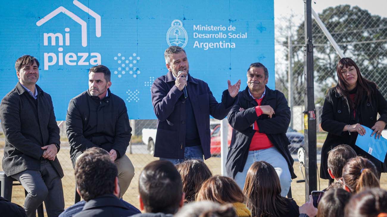 Juan Zabaleta: "Está bien que se debata el Salario Universal"