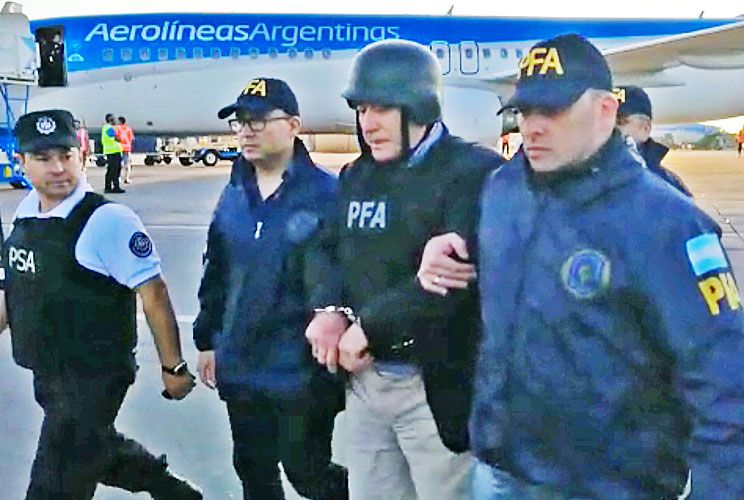 Bonadio metió preso a Zannini, pero salvó a cuatro hombres del espionaje