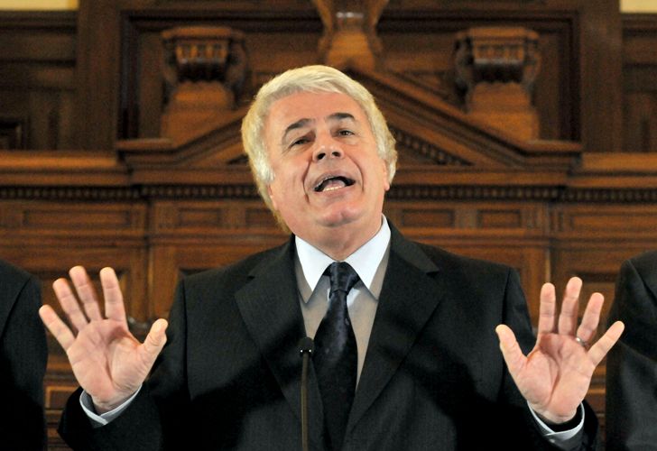 Dura réplica de De la Sota a Cristina: "¡Guarde su látigo y pague!"