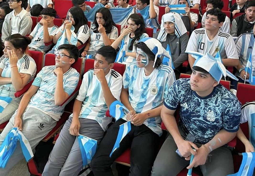 Una guía propone convertir el Mundial 2026 en una herramienta educativa interdisciplinaria