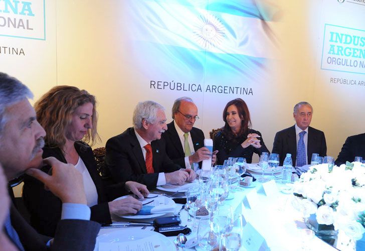 Las cuatro décadas de vigencia en el poder de uno de los empresarios favoritos de CFK