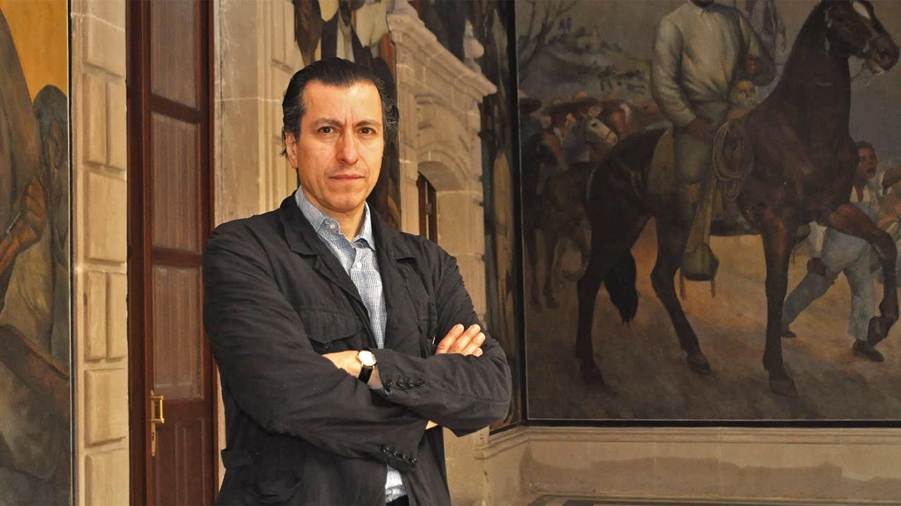 "Demasiado sol", de Víctor Manuel Mendiola