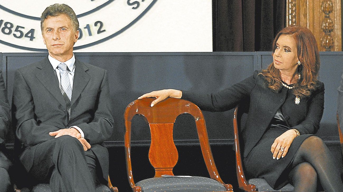 “Persistencia” de Macri y “el techo” de Cristina