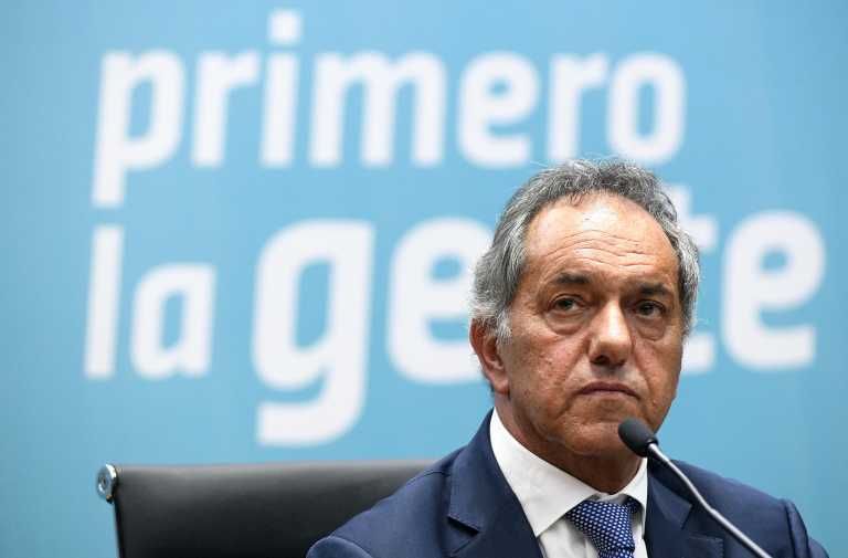Daniel Scioli despidió a su subsecretaria de Turismo por tomarse vacaciones en Londres