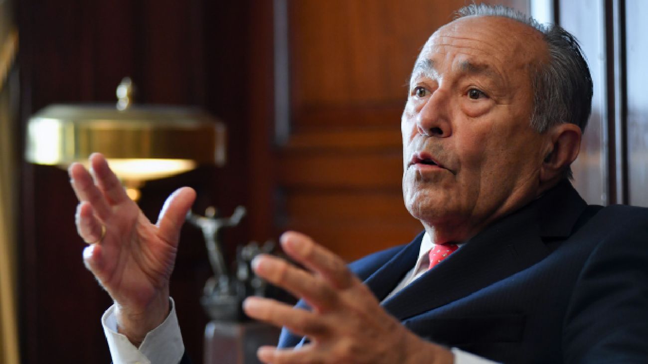 Adolfo Rodríguez Saá tiene neumonía: se encuentra estable y con respiración asistida