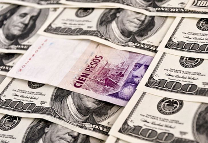 El dólar blue no frena y vuelve a rozar los $15