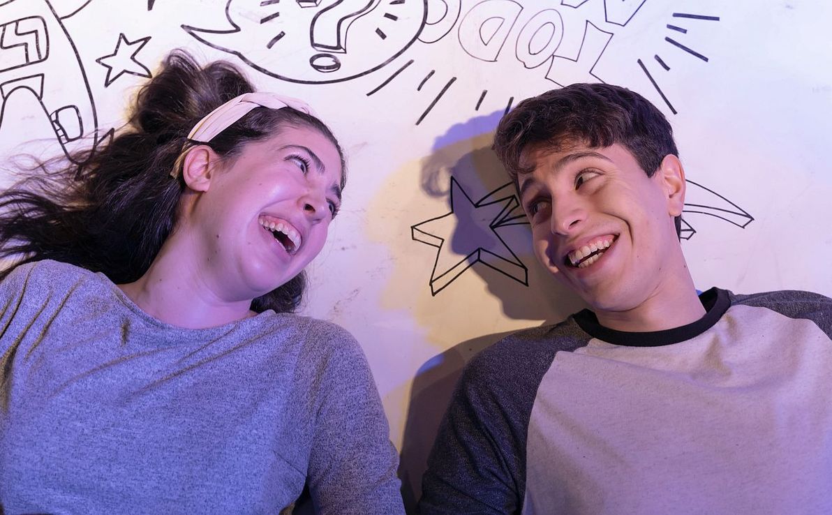Obra sobre el amor filial con humor, reflexión y momentos melancólicos, como es la vida