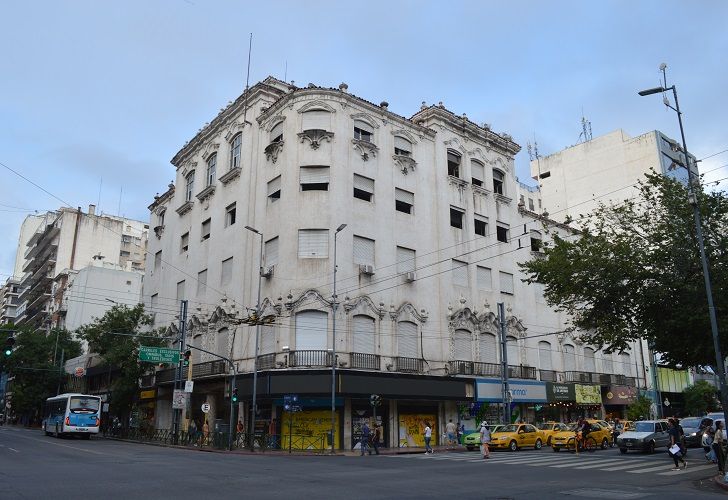 El Jockey Club busca convertir su sede del centro en un hito cultural de la ciudad