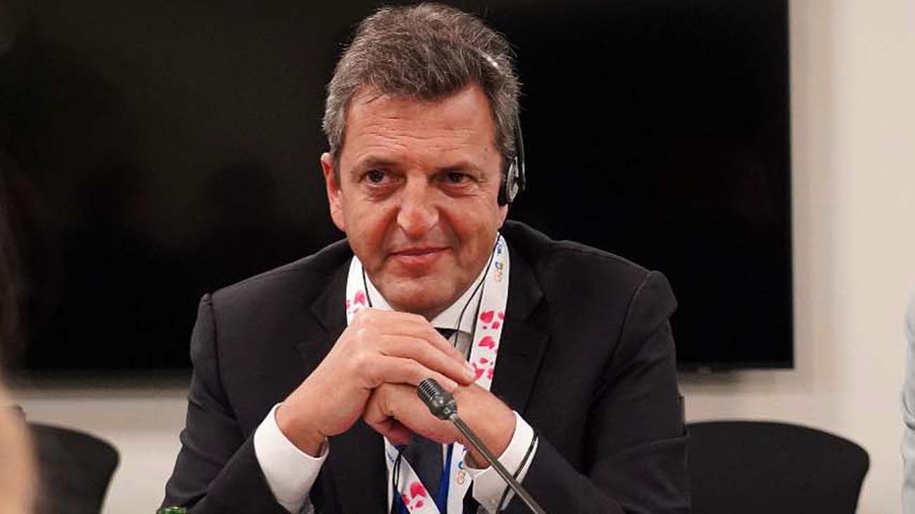 Canje de bonos públicos: qué dice la auditoría de la UBA sobre la decisión de Sergio Massa