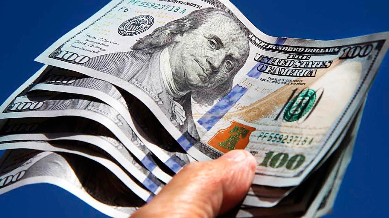 Dólar blue hoy: a cuánto cierra su cotización este martes 5 de abril