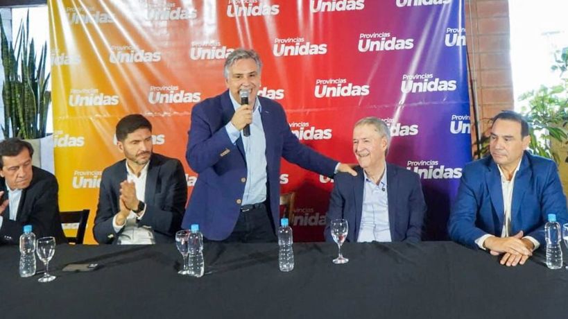 Ranking de Gobernadores: Valdés lidera el ranking de gobernadores y Llaryora se aleja del podio