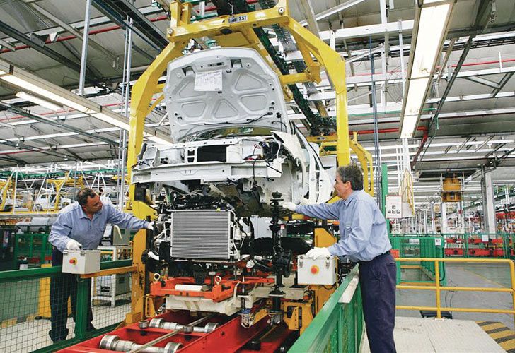 Salvo energía y autopartes, las importaciones están bajando