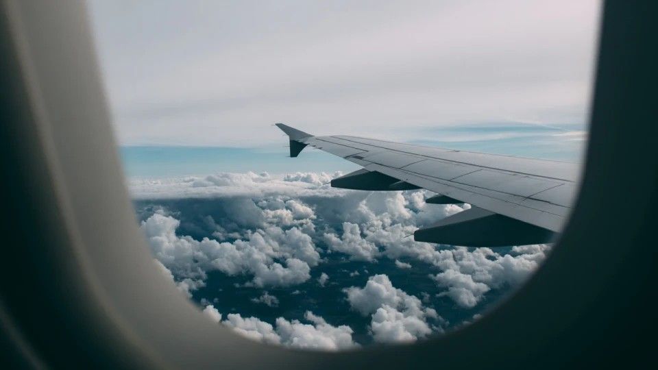 Giro en viajes a México provoca un descomunal repunte de bonos