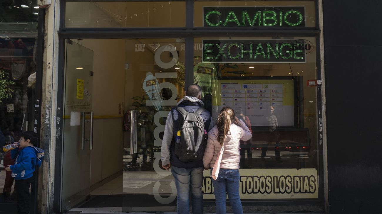 Pese a las nuevas medidas económicas, los mercados operan con incertidumbre