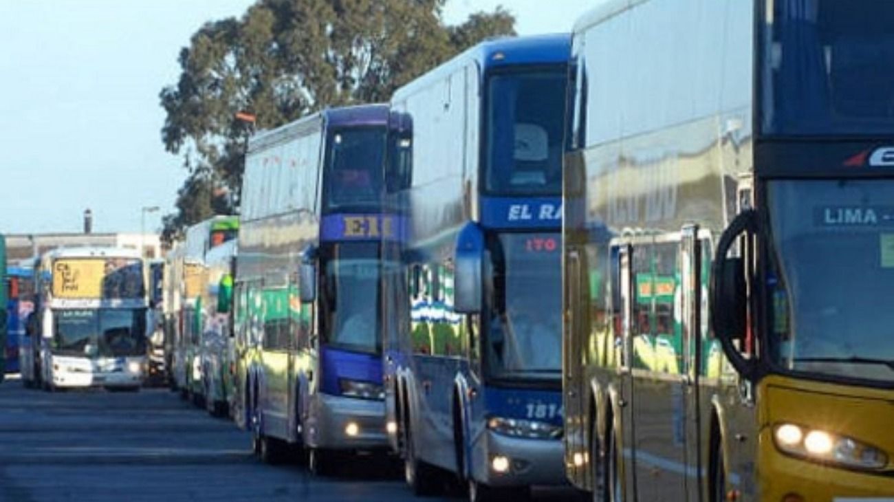 La UTA levantó el paro de colectivos en el interior del país: jueves y viernes habrá servicio