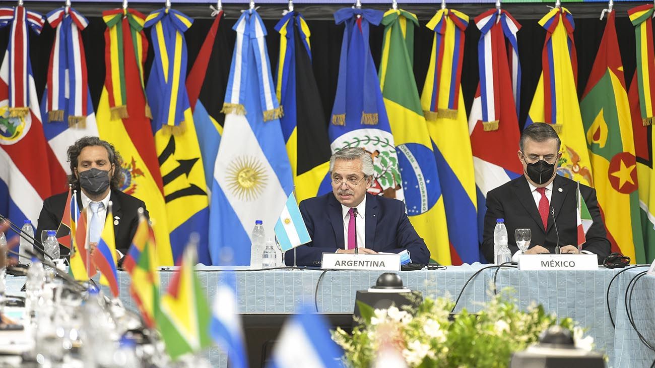 Alberto Fernández asumió la presidencia de la CELAC: "No estamos para inmiscuirnos en otros países"