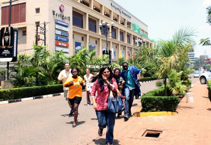Un brutal ataque terrorista dejó 39 muertos en un shopping de Kenia