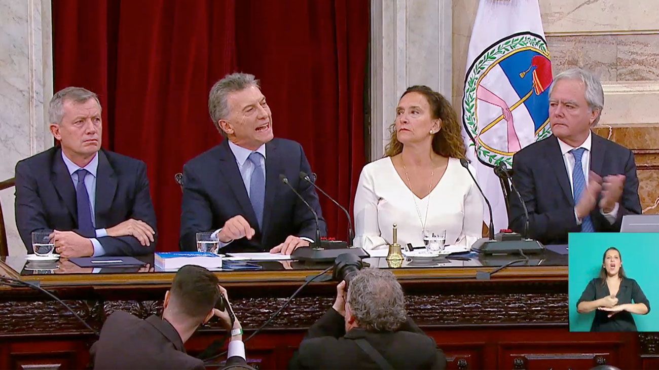 Macri: "Los gritos y los insultos no hablan de mí, sino de ustedes"