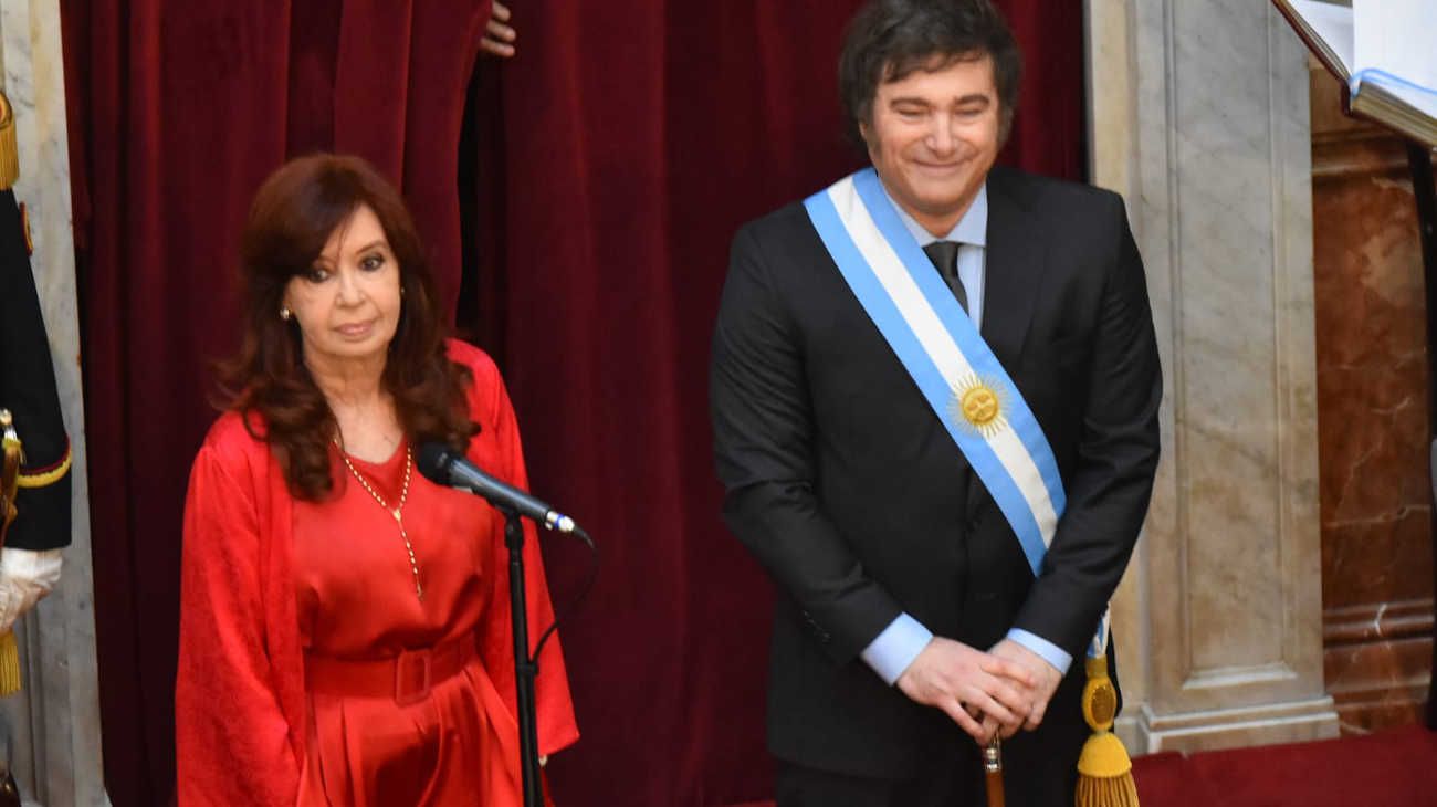 Milei le respondió a Cristina Kirchner: "Los nuevos tiempos requieren de un poco de show"