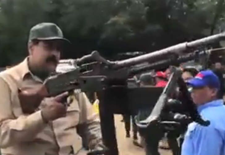 Video | El nuevo plan de Maduro: repartir armas en los barrios y campos