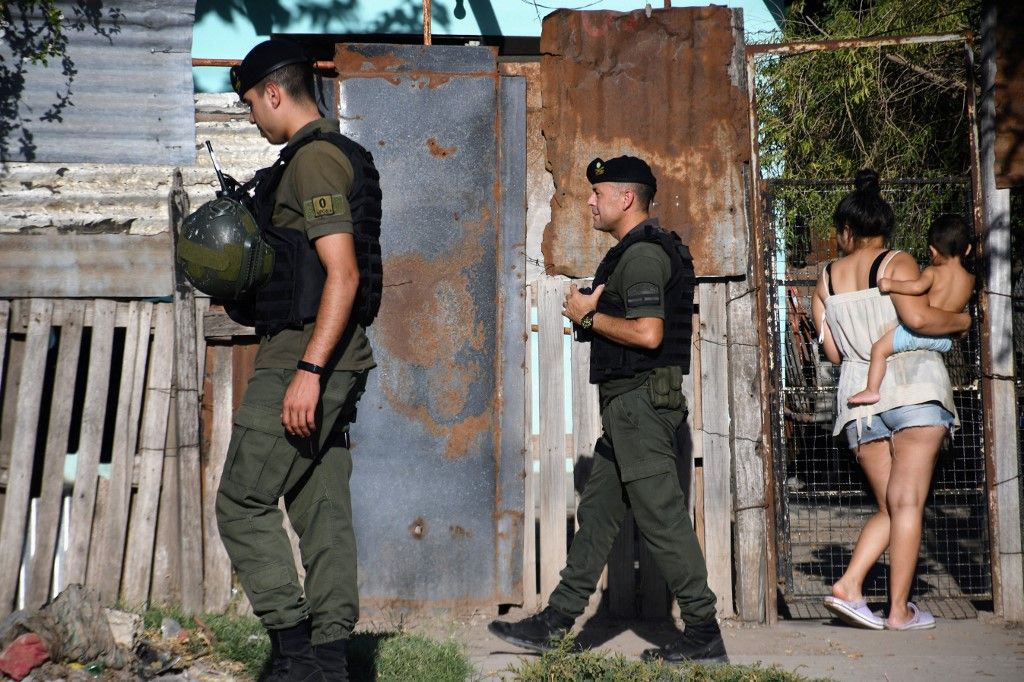 Temporada de gendarmes: "Se toman unas vacaciones los narcos hasta que se vayan"