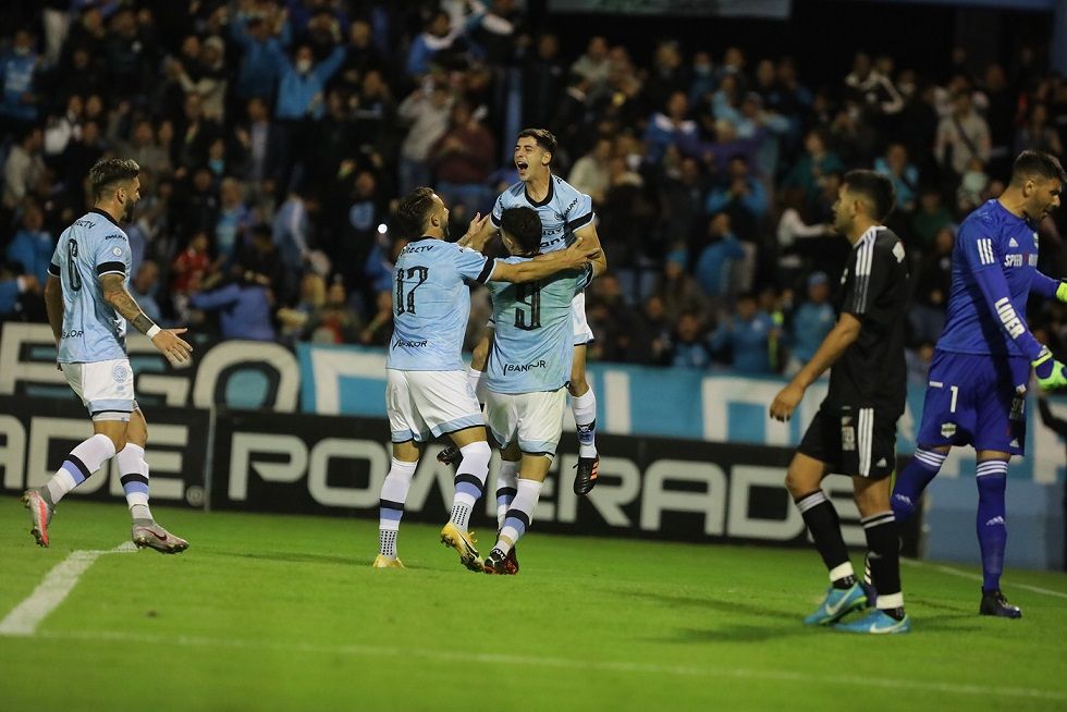 Belgrano gana y se afianza en la cima con números que ilusionan