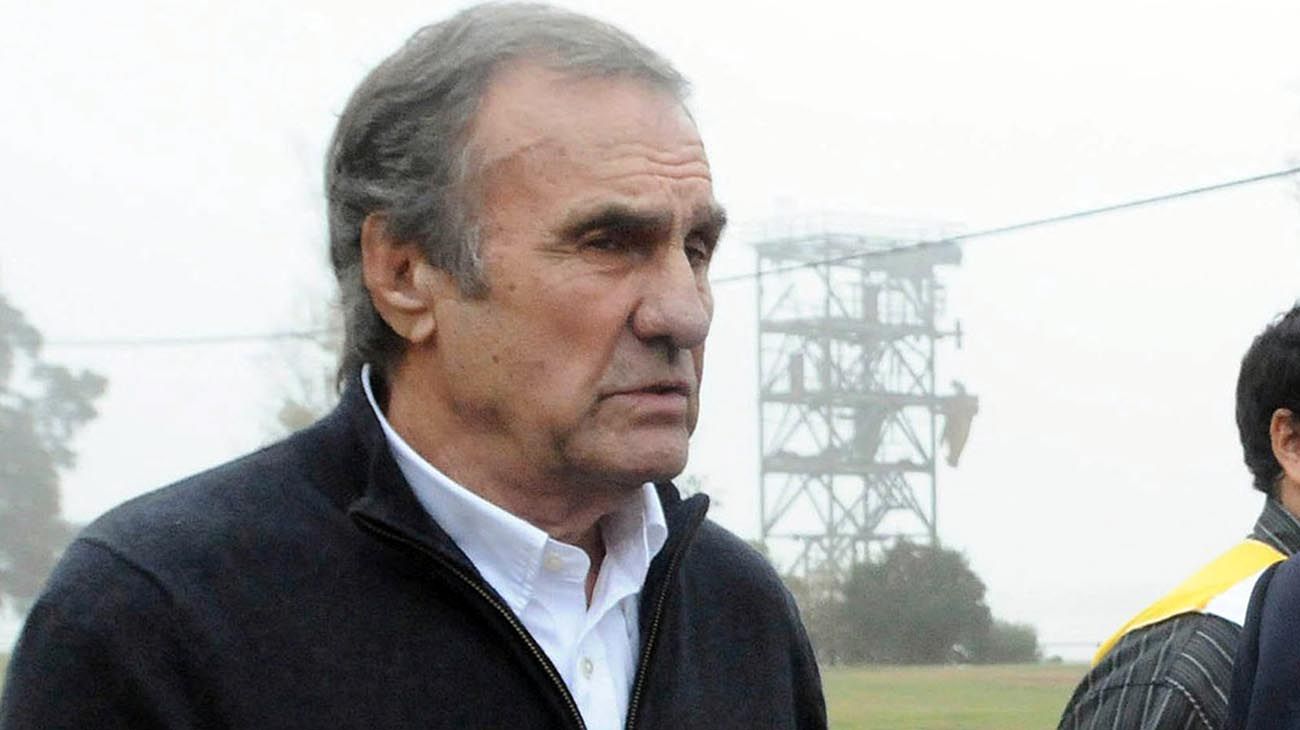 Adiós íntimo a Carlos Reutemann y dos días de duelo oficial en Santa Fe