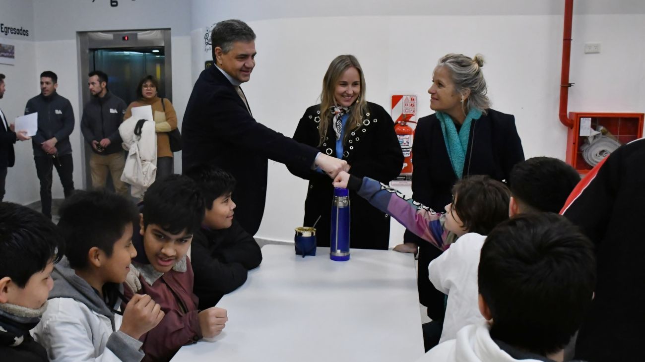 CABA: los estudiantes ya no podrán usar los celulares en las escuelas