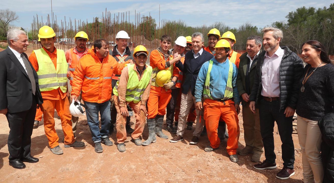 Macri lanzó su cuarta promesa de campaña: internet e inglés para los jardines de infantes