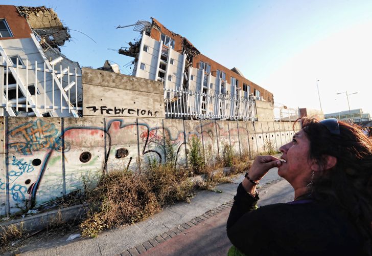 A un año del terremoto, una chilena cuenta cómo sobrevivió en una ciudad devastada