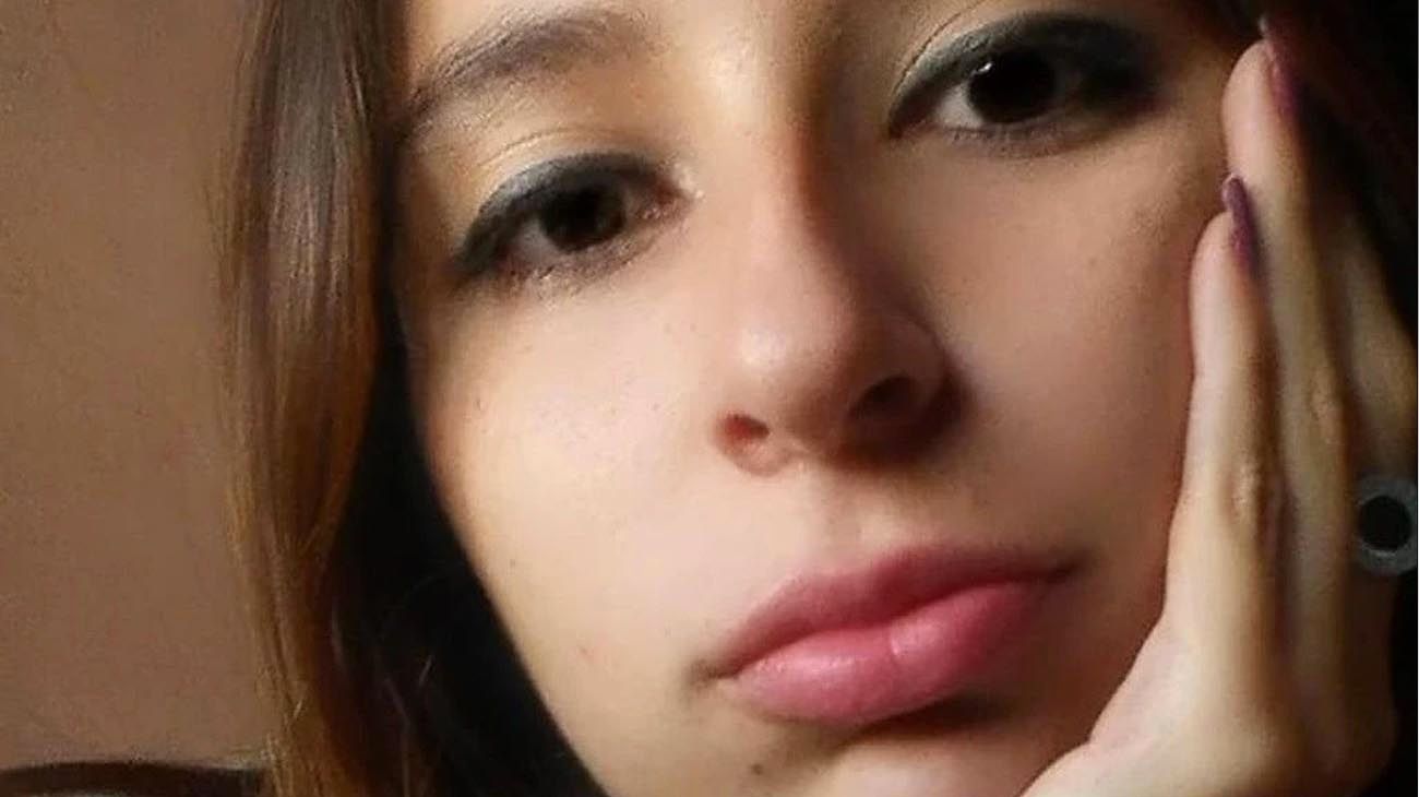 Tenía 22 años, fue a una entrevista por un trabajo que vio en Facebook y apareció asesinada de una puñalada