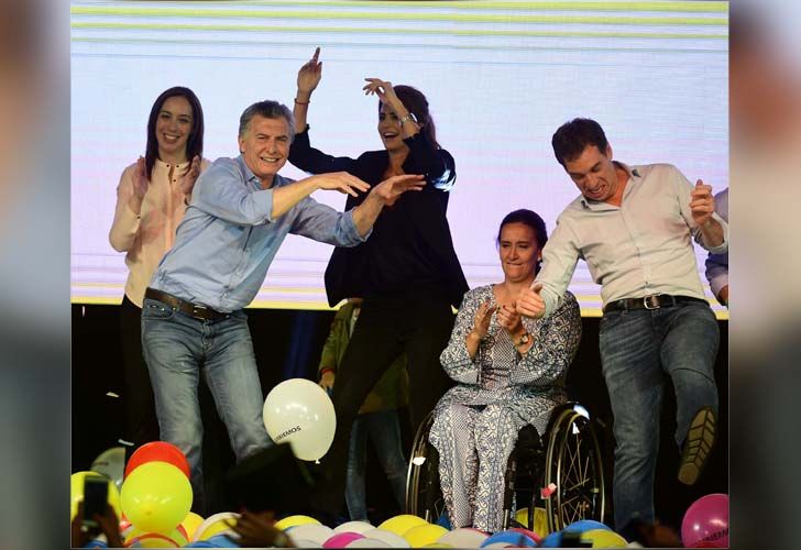 Todas las fotos de una jornada histórica y los hechos que marcaron la elección