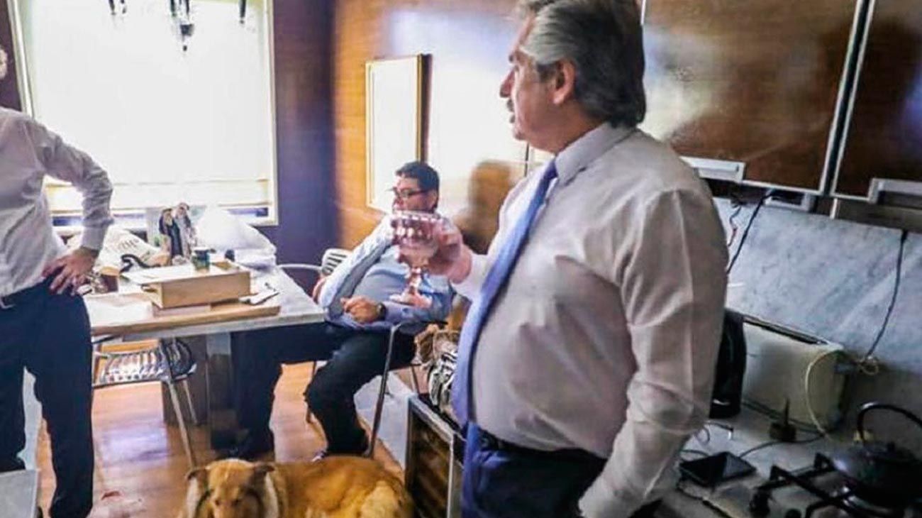 El celular del exintendente de Olivos y amigo de Alberto, pieza clave