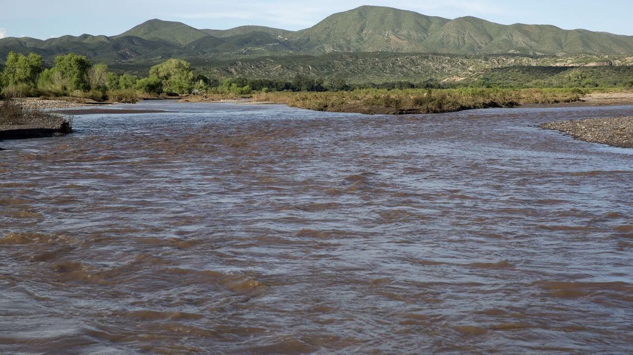 Grupo México, bajo presión para reparar daños por el derrame tóxico de 2014