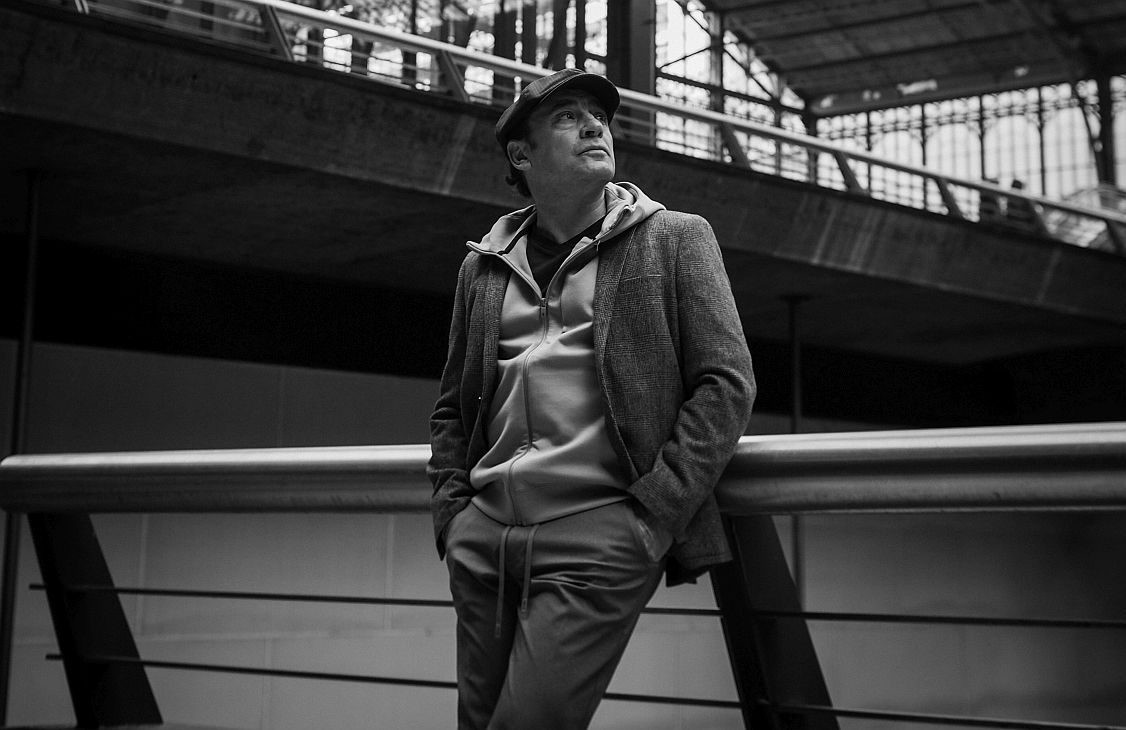 Zenet: "Creo que hablo del amor en mis canciones como excusa para hablar de la vida"