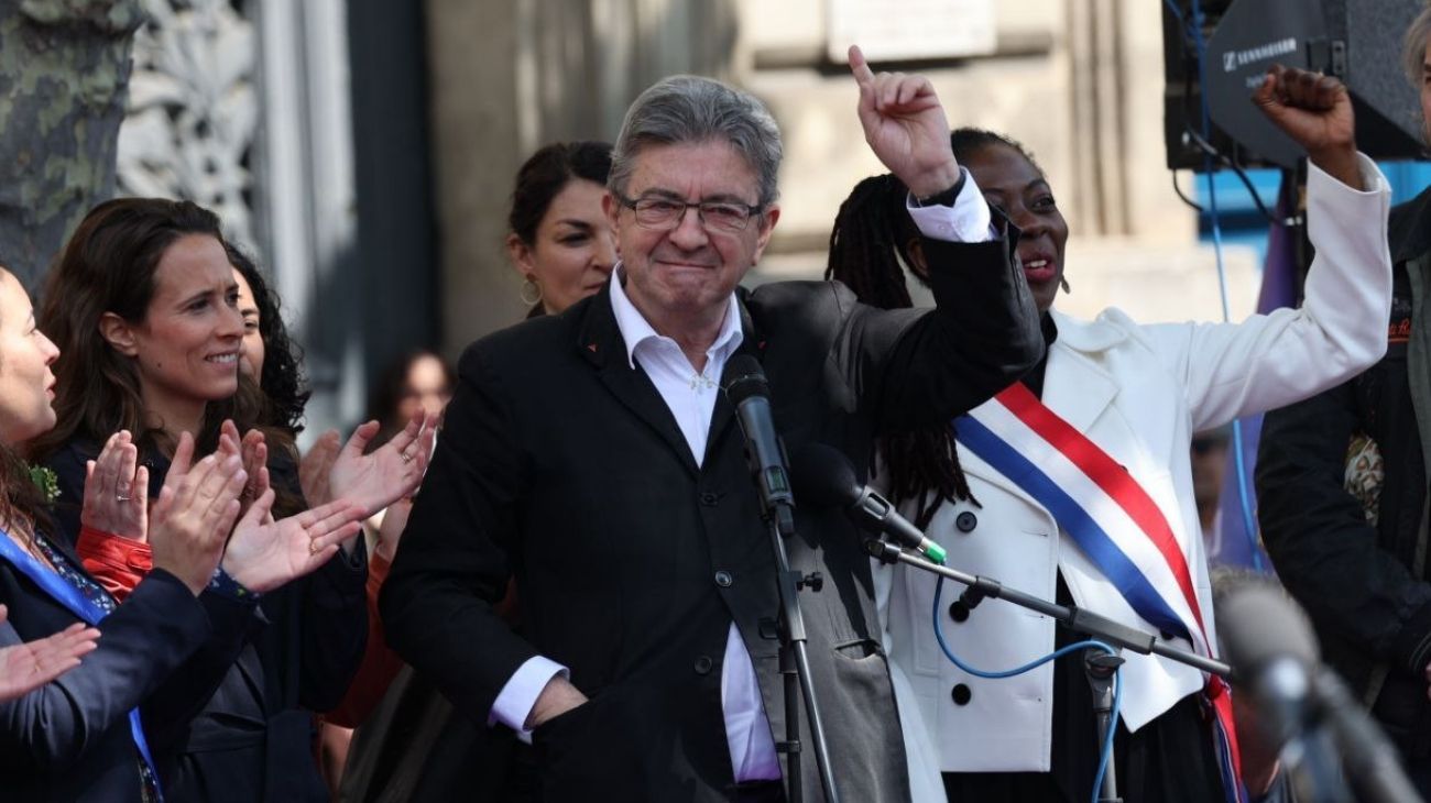 La izquierda francesa cierra filas