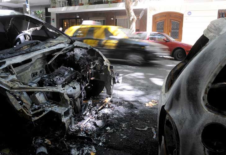 Detienen a un quemacoches en Devoto