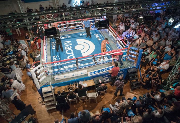 Clientes de Banco Macro disfrutaron de una imperdible velada de boxeo