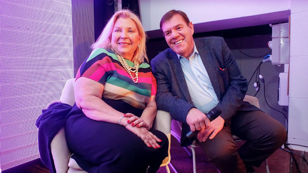Carrió pidió "no quejarse y avanzar", evitó nombrar a CFK pero le apuntó al "saqueo"