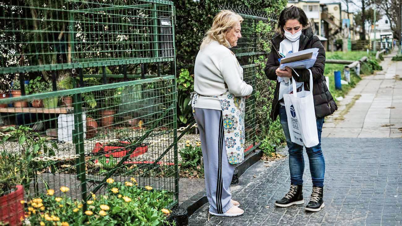 Censo 2022: la población creció “en forma moderada”, por inmigración y envejecimiento