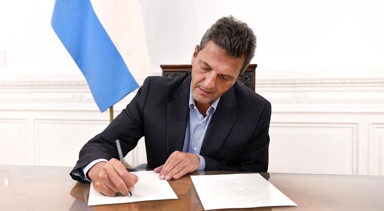 Sergio Massa reconoció la "posibilidad" de establecer una cuarentena total con "un esquema de sanciones"