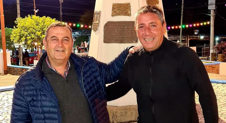 Dos exintendentes radicales desembarcan en el gobierno de Martín Llaryora