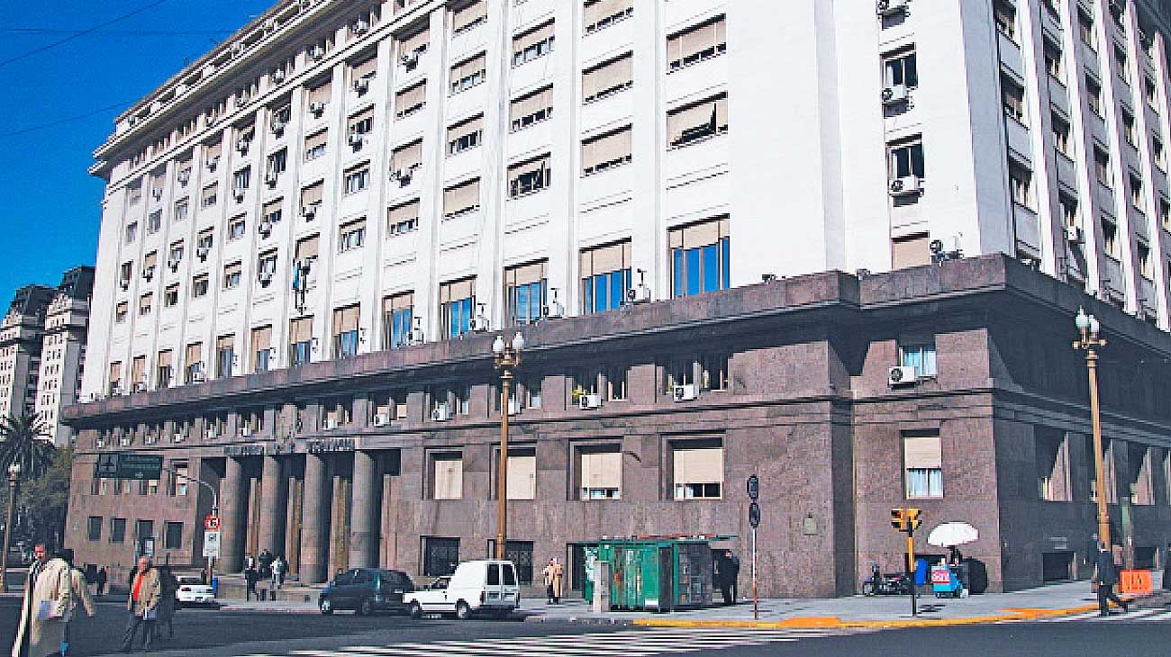 La banca privada lidera los créditos para la inversión productiva