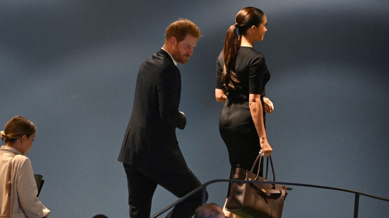 Meghan Markle se casó con Harry para ser famosa, según un nuevo libro que la retrata como iracunda y manipuladora