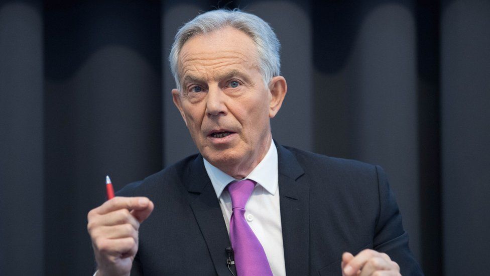Tony Blair advirtió sobre el "final del dominio político y económico de Occidente" y el avance de China